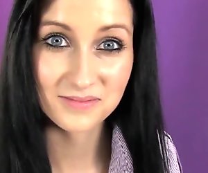 Amateur european blowjob babe with blackhair