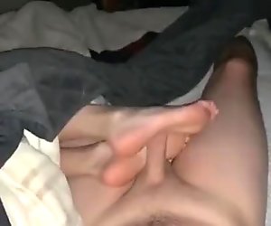 Bf loves fucking my feet while watching Netflix