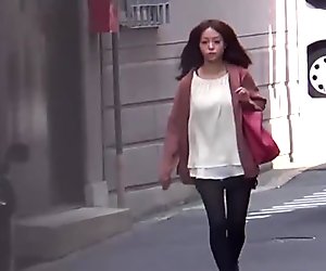 Asian babe urinating